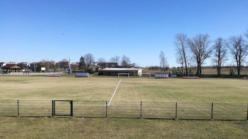 Prace w przygotowaniu stadionu do rozgrywek rundy wiosennej sezonu 2018/19
